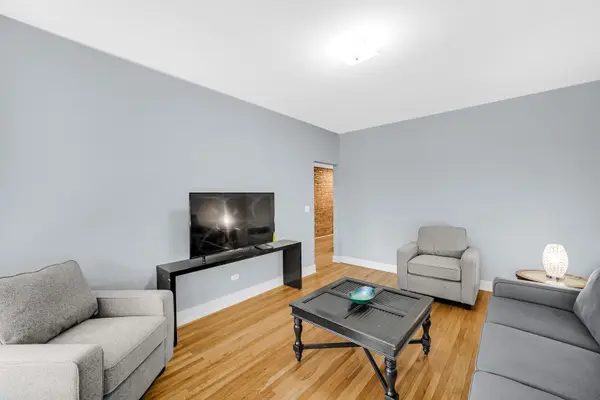 6022 S Eberhart AVE #2N, Chicago, IL 60637