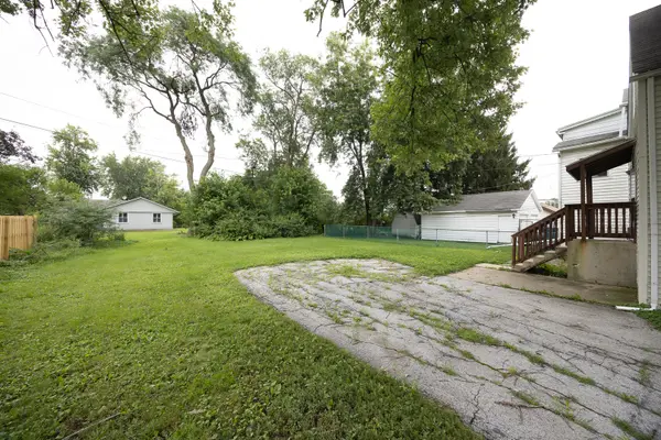 19 W 32nd ST, Steger, IL 60475