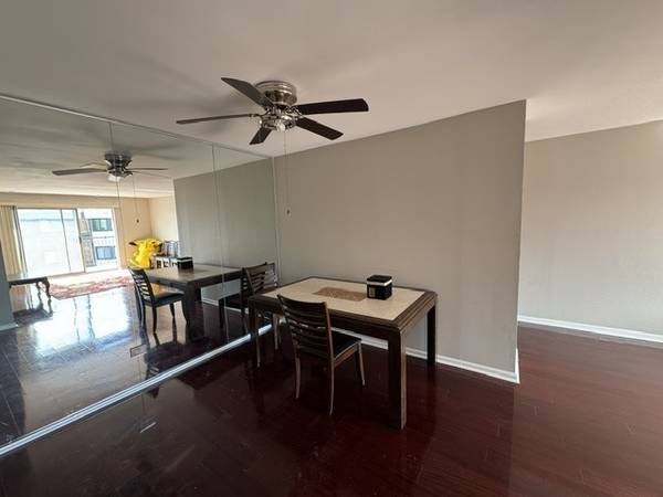 5506 LINCOLN AVE #A-525, Morton Grove, IL 60053