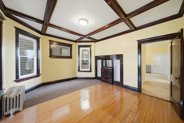 4714 N Spaulding AVE, Chicago, IL 60625