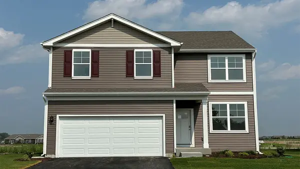 924 Cascade DR, Pingree Grove, IL 60140