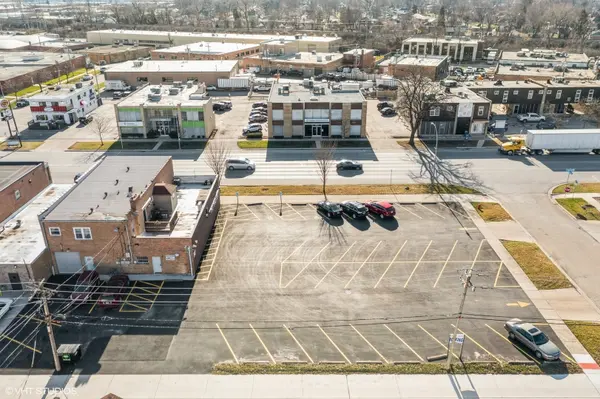 9848 W Roosevelt RD, Westchester, IL 60154