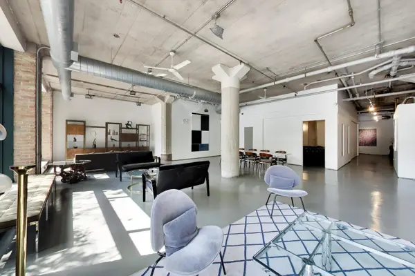 110 N PEORIA ST, Chicago, IL 60607
