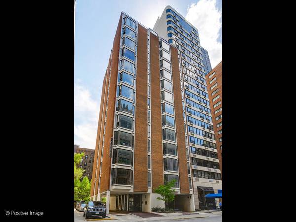 227 E Walton PL #9W, Chicago, IL 60611