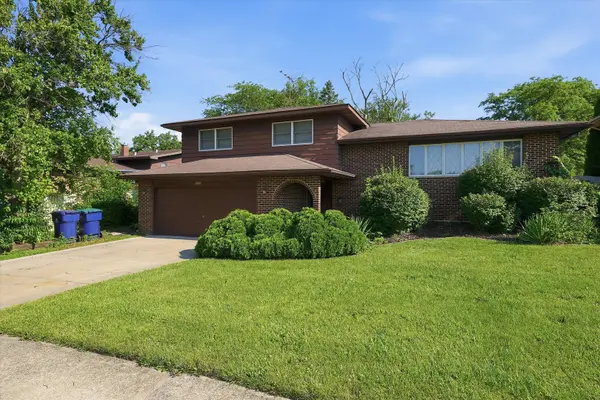 4050 Violet LN, Matteson, IL 60443