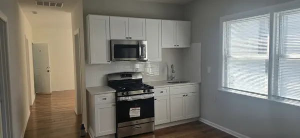 8222 S South Shore DR #1R, Chicago, IL 60617