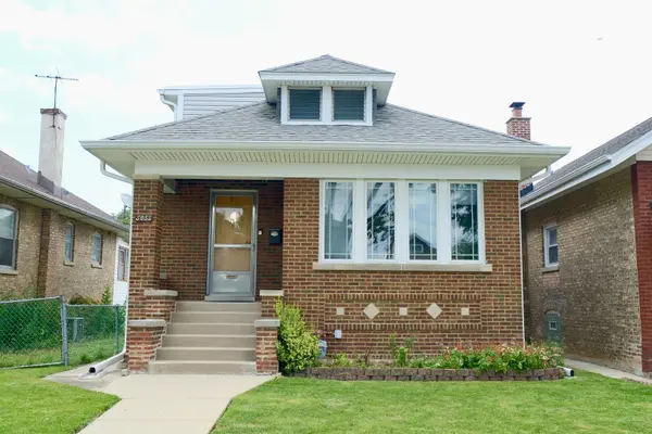 5055 N Keeler AVE, Chicago, IL 60630