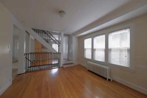 5055 N Keeler AVE, Chicago, IL 60630