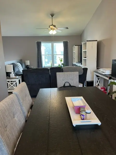 25 W Village CIR, Davenport, IA 52806