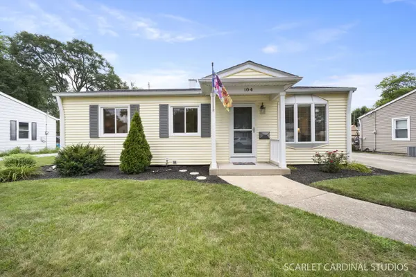 104 Forest PL, Buffalo Grove, IL 60089
