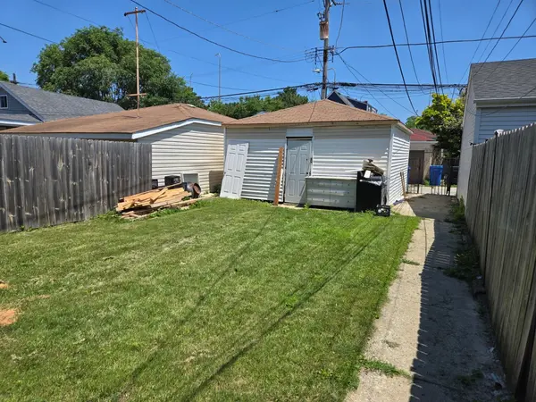 3103 N Kedzie AVE, Chicago, IL 60618