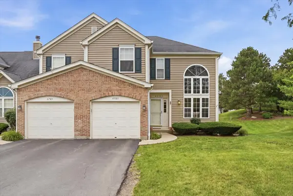 6785 Nantucket CT, Gurnee, IL 60031