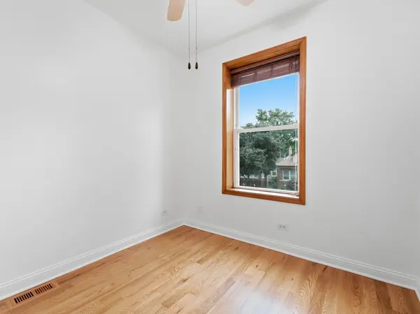 3408 N Springfield AVE #2, Chicago, IL 60618