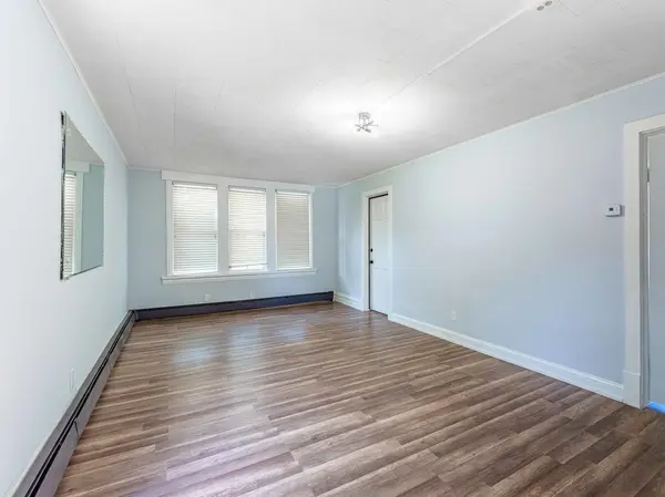 6731 S Loomis BLVD, Chicago, IL 60636