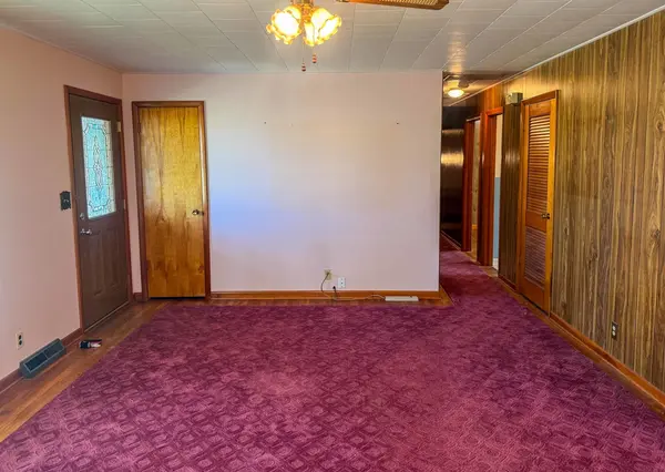 3011 Perrysville RD, Danville, IL 61834