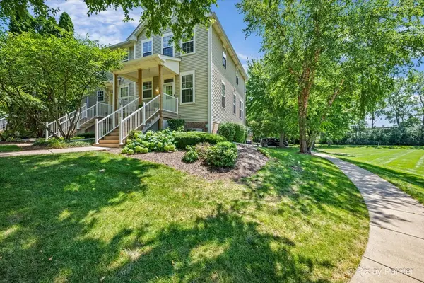 512 Littleton TRL, Elgin, IL 60120