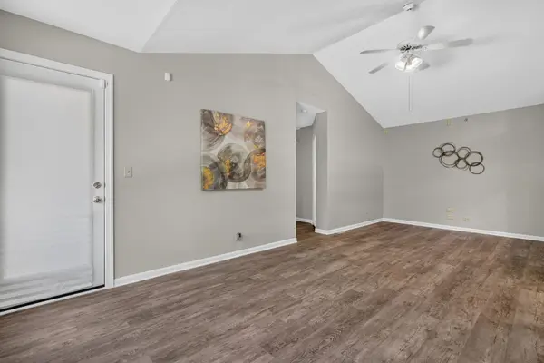 320 Fieldstone CT #320, Bolingbrook, IL 60440