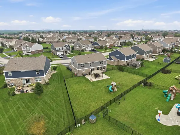 2032 Rownham Hill RD, New Lenox, IL 60451