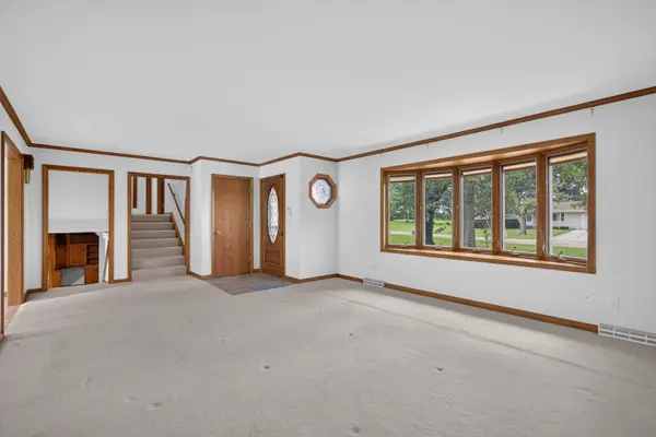 5 N Acres DR, Streator, IL 61364