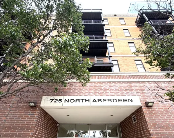 725 N Aberdeen ST #209, Chicago, IL 60607