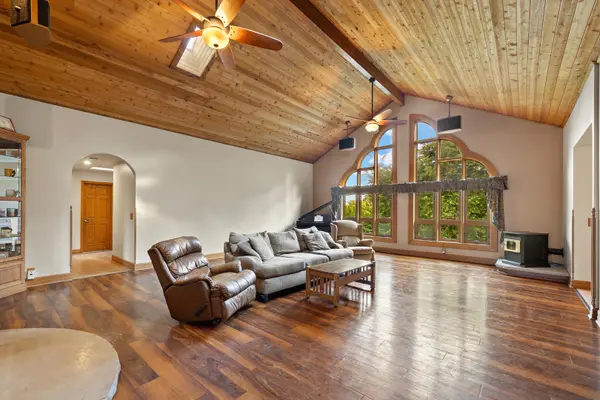 118 Eldorado CT, Minooka, IL 60447