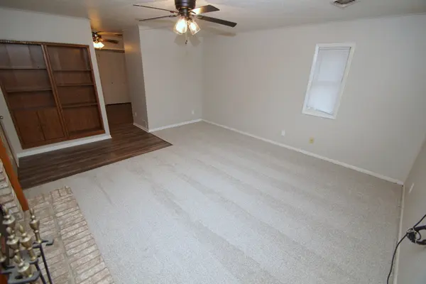 3210 W 68th ST, Davenport, IA 52806