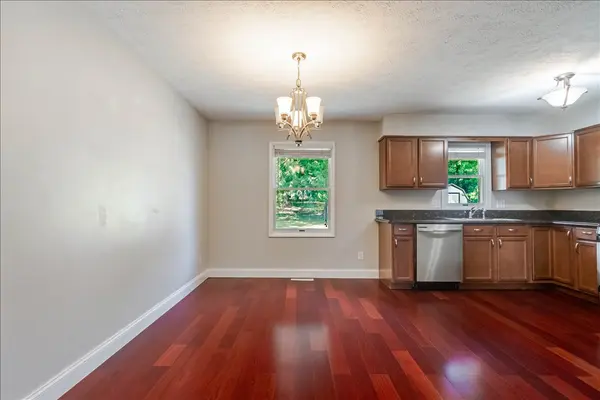 1216 N Hershey RD, Bloomington, IL 61704