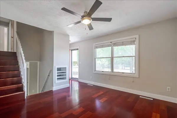 1216 N Hershey RD, Bloomington, IL 61704