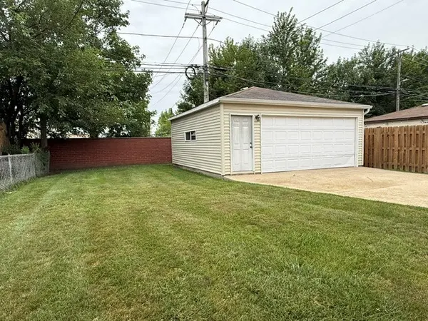4131 W 70TH ST, Chicago, IL 60629
