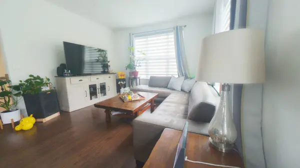30W051 Brayman CT, Warrenville, IL 60563