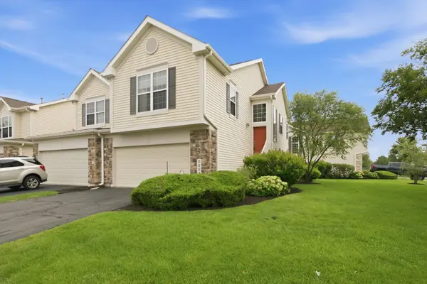 2353 Georgetown CIR, Aurora, IL 60503