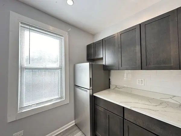 4735 N Beacon ST #301, Chicago, IL 60640
