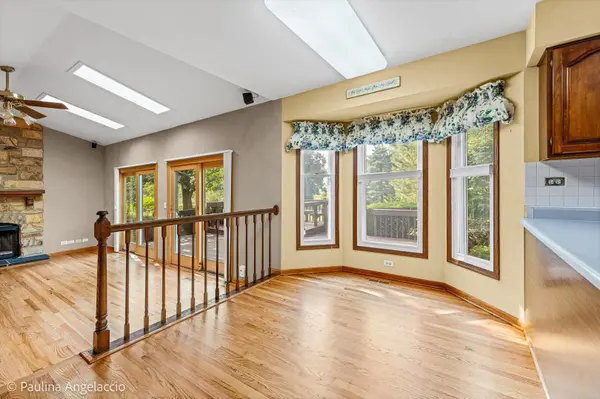1408 Village CT, Buffalo Grove, IL 60089