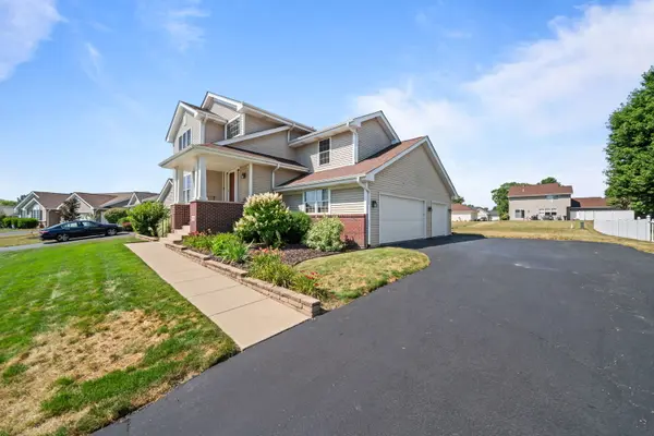 12138 Paisley DR, Loves Park, IL 61111