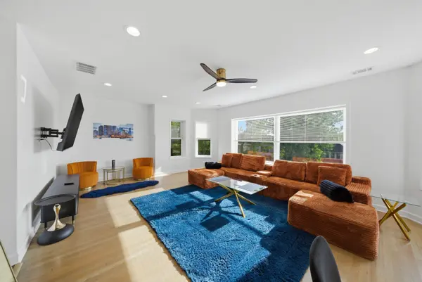 7435 S Euclid AVE #1, Chicago, IL 60649