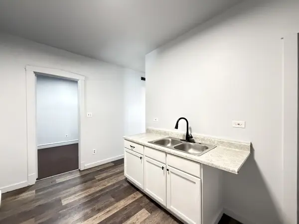 6018 W NORTH AVE #2, Chicago, IL 60639