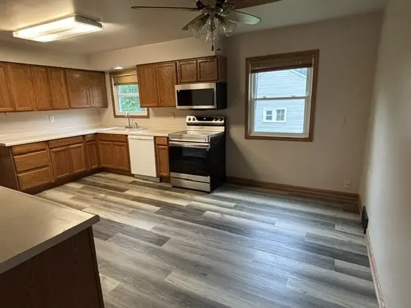 471 S Center AVE, Bradley, IL 60915