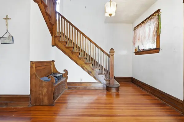 702 North AVE, Waukegan, IL 60085