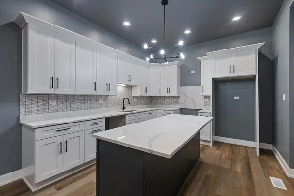 Address not disclosed, Chicago, IL 60637