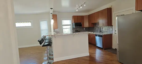 4222 N Laramie AVE #2, Chicago, IL 60641