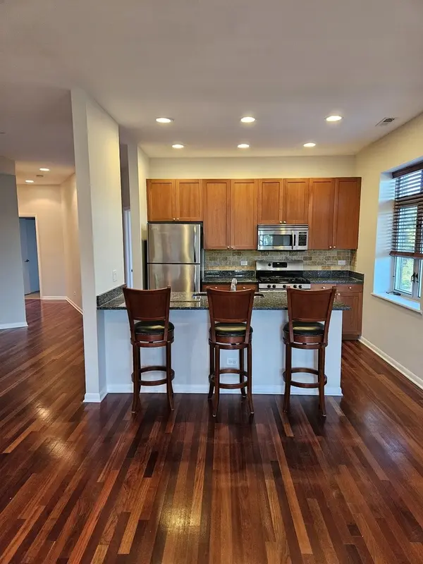 4770 N Manor AVE #304, Chicago, IL 60625