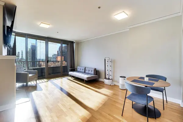 200 N Jefferson ST #2407, Chicago, IL 60661