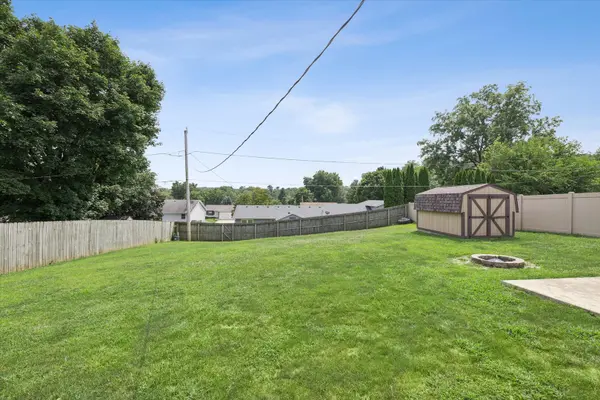 1201 27th AVE N, Clinton, IA 52732