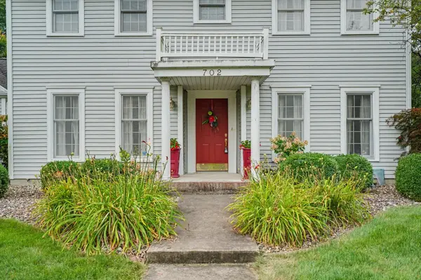 702 Cambridge DR, Paxton, IL 60957