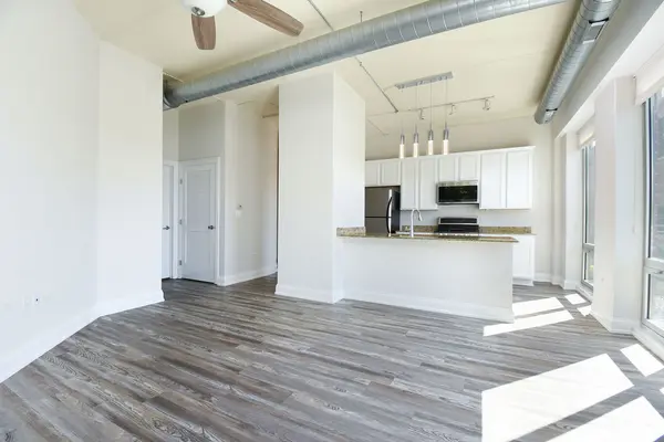 4814 N Clark ST #202S, Chicago, IL 60640