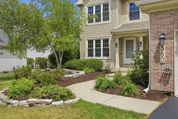360 Winding Canyon WAY, Algonquin, IL 60102