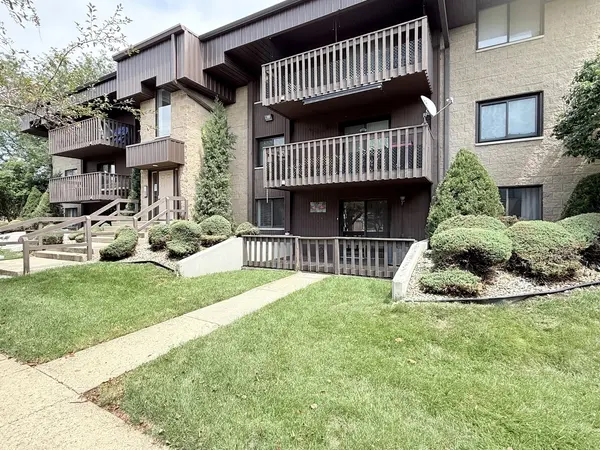 103 Caterpillar DR #1C, Joliet, IL 60436