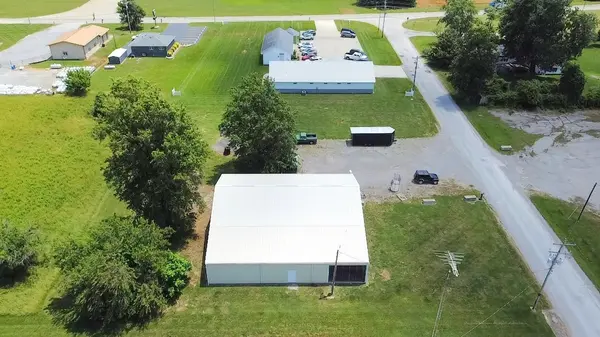 9422 E Bellview RD, Mt Vernon, IL 62864