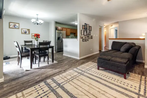 543 Silver Leaf DR #2, Joliet, IL 60431