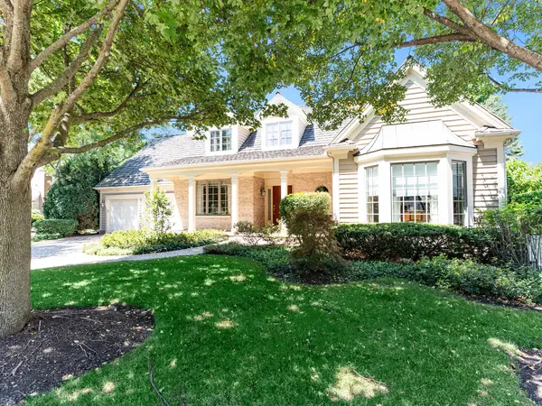 656 S Saint George CT, Lake Forest, IL 60045